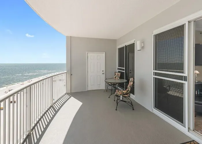 Island Royale: Beachfront In Gulf Shores